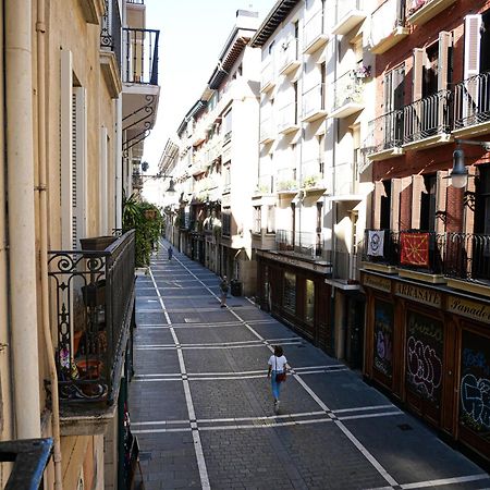 Espacioso Apartamento En El Centro De Pamplona Exteriér fotografie