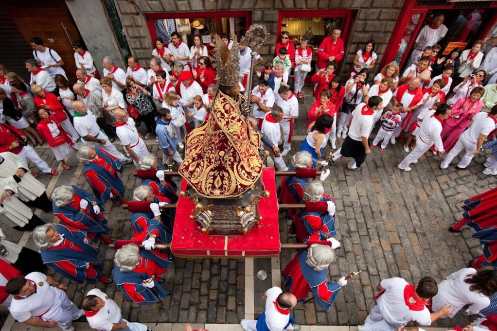 Espacioso Apartamento En El Centro De Pamplona Exteriér fotografie